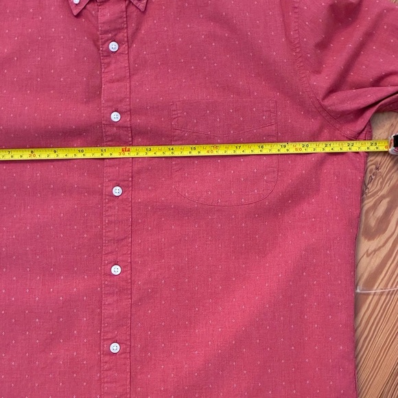 J.Crew men’s button-up shirts, both in size Large Slim! 100% organic cotton&98% - Picture 10 of 11